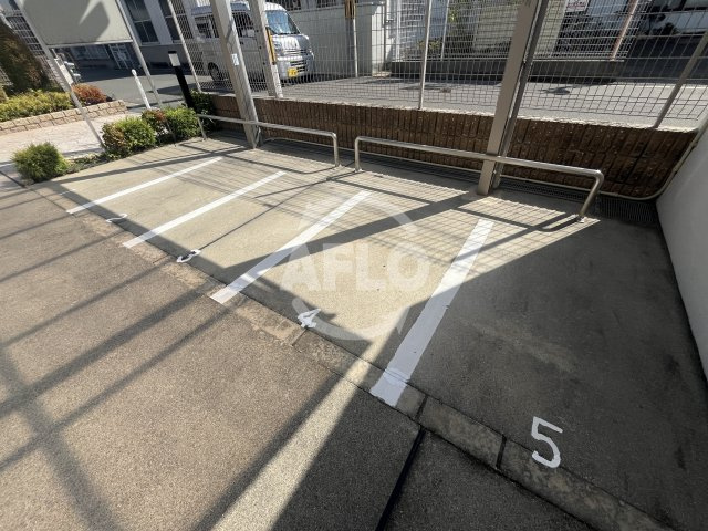 ルミナス上新庄のその他共用部分|ルミナス上新庄　バイク置き場