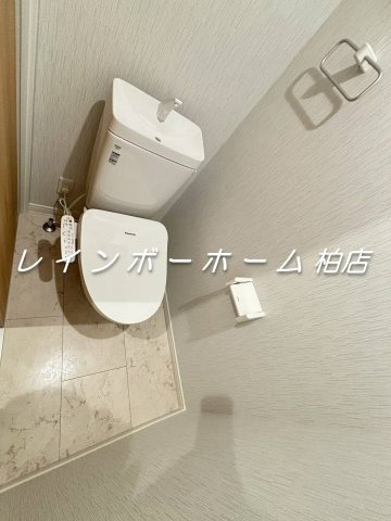 特典：仲介手数料が無料です!!のトイレ|※別部屋参考写真。