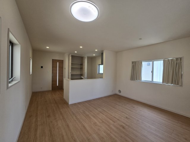 宿跡町戸建West|名古屋市の賃貸ならMy賃貸の居間・リビング|宿跡町戸建West