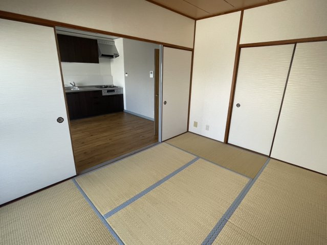 ハイツ甲南の和室