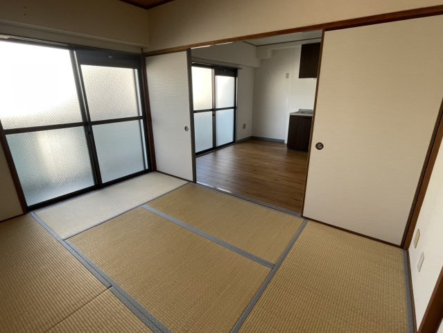 ハイツ甲南の和室