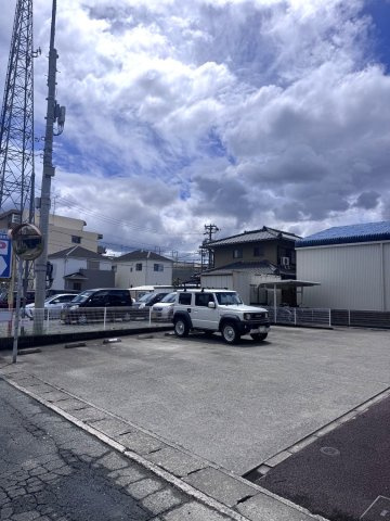 清須市清洲四丁目アパートの駐車場