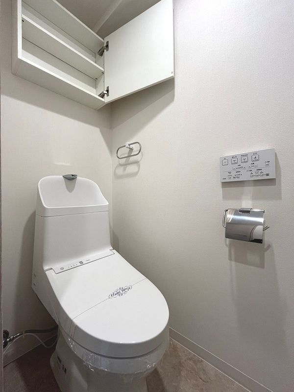 ＬａＳａｎｔｅ柏のトイレ|落ち着いた色調のトイレです