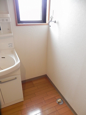 恒栄館の設備|室内洗濯機置き場