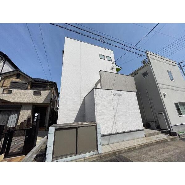 イースト　クレッセント　名古屋市賃貸　仲介手数料無料のエントランス