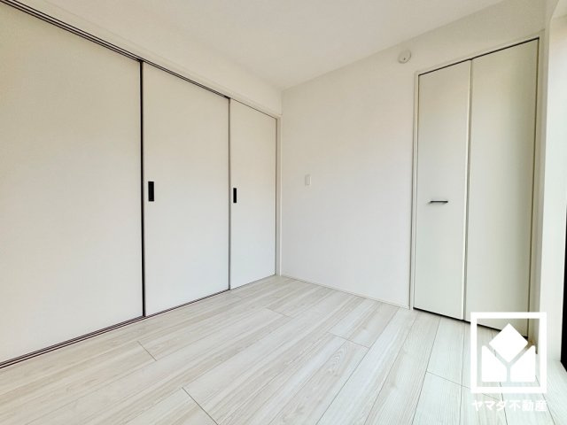 伏見区日野西大道町の洋室