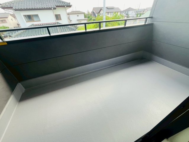 【Livele Garden】　古河市諸川　第２　全3邸のバルコニー|〇２号棟　バルコニー〇
広々バルコニー！お洗濯ものはもちろん、運ぶのが大変なお布団も楽々干せます（＾＾）
2026年7月撮影