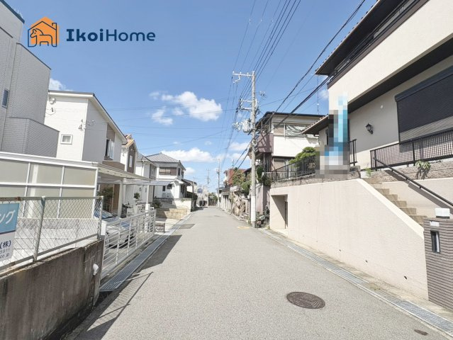 明石市東朝霧丘　中古戸建の周辺|●年中無休：当日予約可●朝霧小学校徒歩10分・朝霧中学校徒歩10分。通学に便利な立地です♪