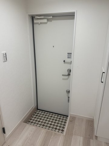 QUIET CRAB HOUSE 瀬谷（仮）の玄関