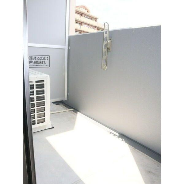 アクアエテルナ泉　名古屋市賃貸　仲介手数料無料のバルコニー
