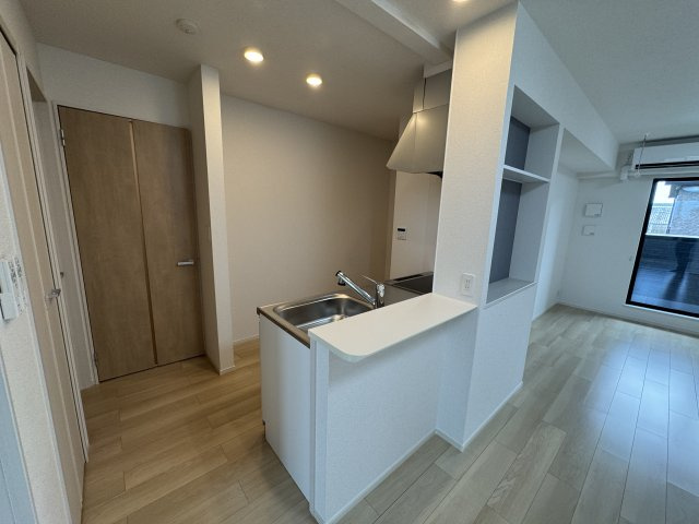 ルミナス　八街の内装|カウンターキッチン（同型タイプ）