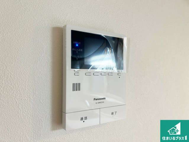 尼崎市武庫豊町　新築一戸建ての防犯設備|カラーモニターインターホン！声だけでなく来訪者の姿や顔がモニターで確認できるので、小さなお子様がいらっしゃるご家庭でも安心できます！