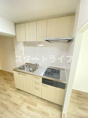 大阪市淀川区新高４丁目の賃貸マンションのキッチン