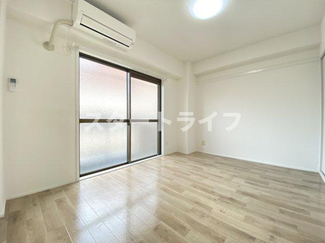 大阪市淀川区新高４丁目の賃貸マンションの寝室
