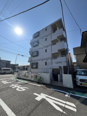 ジュネパレス相模原第１６の外観