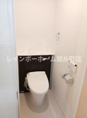 CASA 193のトイレ