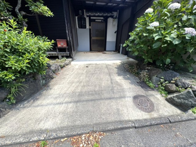 【駐車場】 | 紫野上御所田町貸家