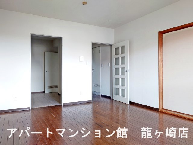 竜ヶ崎ハイツBの居間・リビング
