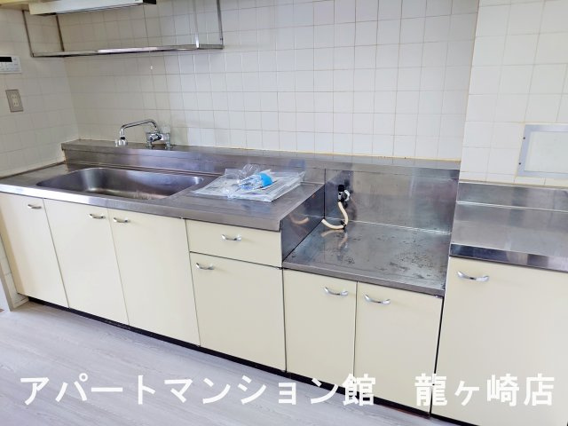 竜ヶ崎ハイツBのキッチン