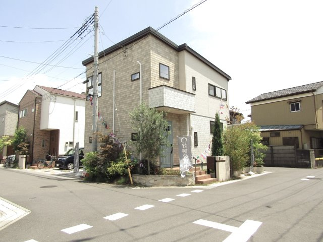 草加市両新田西町 中古戸建