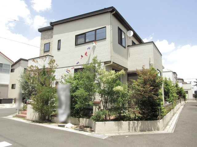 草加市両新田西町 中古戸建の外観