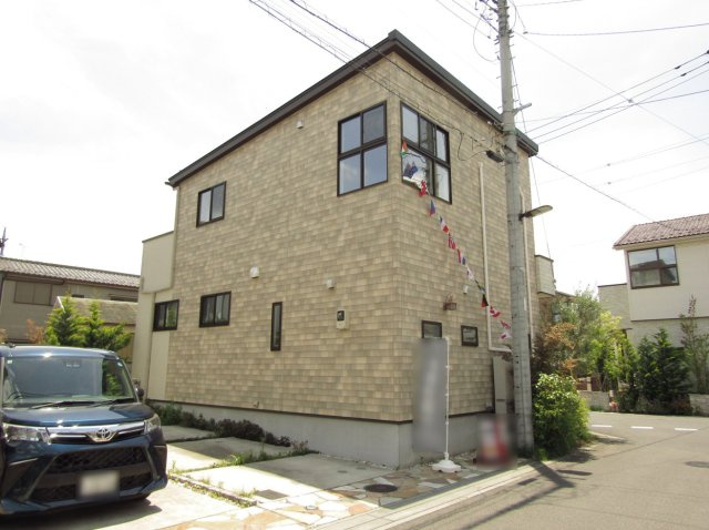 草加市両新田西町 中古戸建の外観
