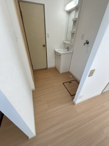 プレジール三柳の洗面所