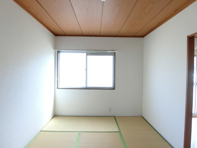 プレジール三柳の和室|102号室　イメージ