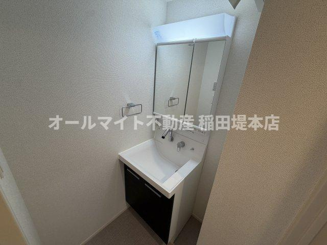 川崎市多摩区登戸新町の賃貸マンションの洗面所