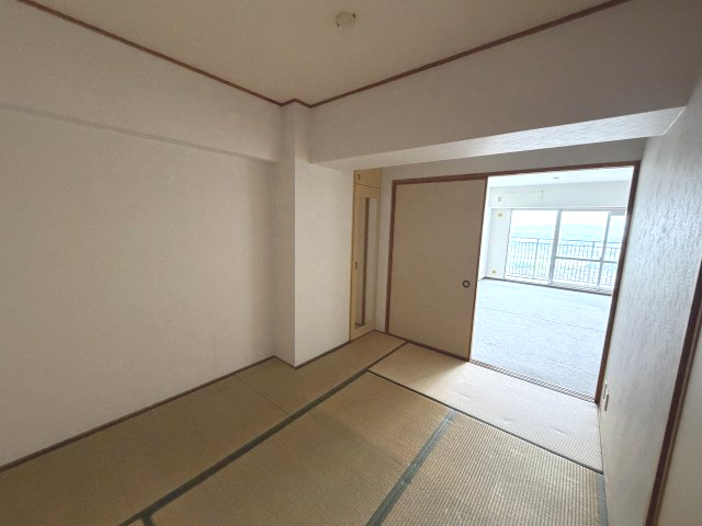 オーク・スクエア西神中央７番館の和室