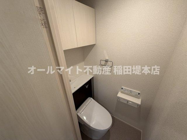 川崎市多摩区登戸新町の賃貸マンションのトイレ