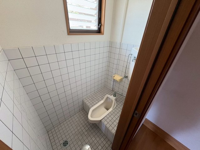 国安事務所のトイレ