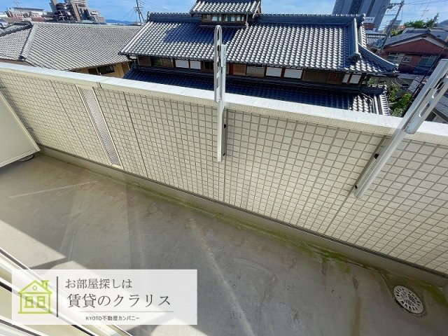 セジュール長岡天神のバルコニー
