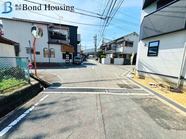 JR西明石駅徒歩12分　野々上1丁目　新築2区画　2号棟の駐車場