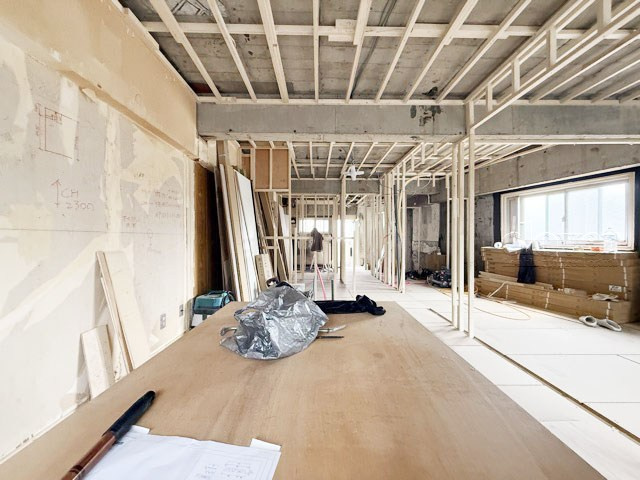 【居間・リビング】 | 渋谷マンション | ※工事中　リビングダイニング　～即日のご見学可能～　お問合せはお気軽にどうぞ。

