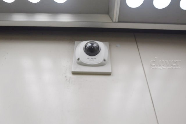 【防犯設備】 | 渋谷マンション | 建物や敷地の隅々に目を光らせる防犯カメラが設置されています。現地を見学される際には、カメラの存在やその台数にも意識を払ってみてください。～即日のご見学可能～　お問合せはお気軽にどうぞ。