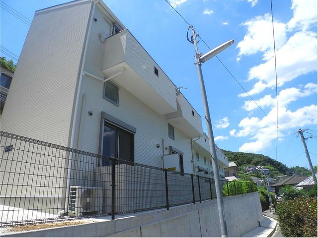 modern palazzo 文教東の外観
