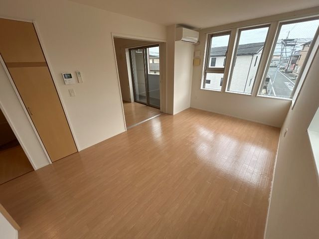 Ｍａｉｓｏｎ　ｒａｆｆｉｎｅ　Ⅱの居間・リビング