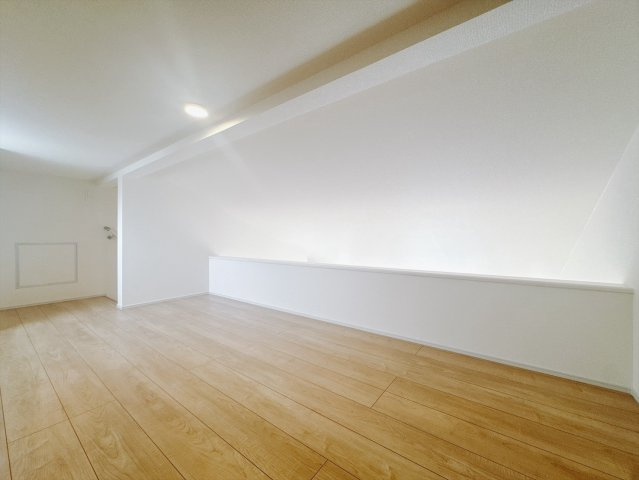 【新築戸建】高崎市新町の洋室|■ロフト｜大きな物もしっかり収納できるロフトをご用意しています♪簡単お片付け上手が叶います♪