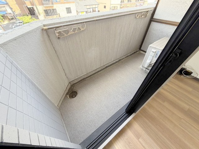 パール大宮のバルコニー
