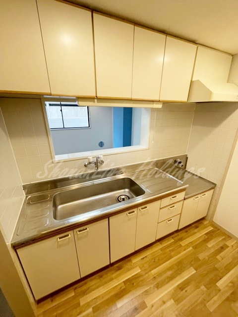 中郡大磯町大磯の賃貸マンションのキッチン|同施工物件