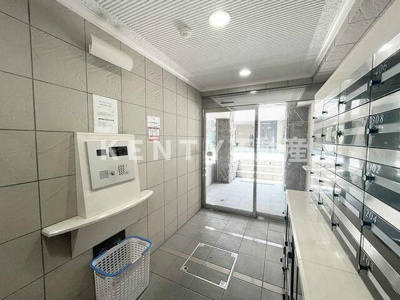【ロビー】 | マイナビSTAYミライエ西小山ステーションフロント（アイディ西小山） | ロビーです