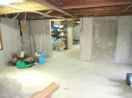 高島市マキノ町大沼中古戸建の収納|1階