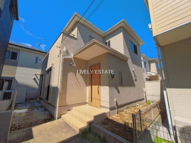 草加市稲荷4丁目 中古戸建