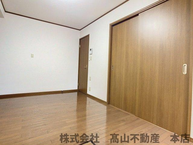 エコパラダイス宗像の居間・リビング