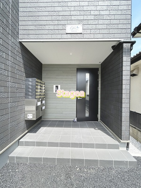 リーブルファイン奈良町Ⅱ 2号棟のエントランス