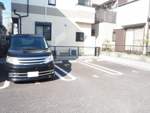 【駐車場】