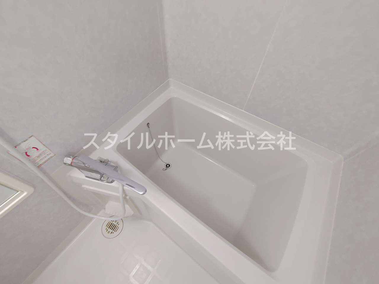 ユトリロ忠興２の浴室