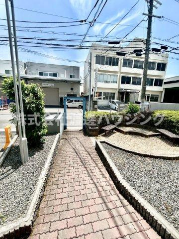 メゾン中央のエントランス