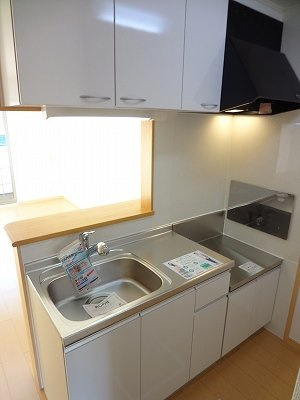 グランデールⅡのキッチン|コンパクトなキッチンで掃除もラクラク